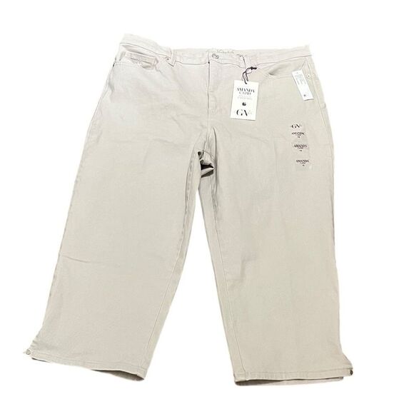Gloria Vanderbilt Women's Amanda Capri Pants, Size 16, NWT - Picture 2 of 14